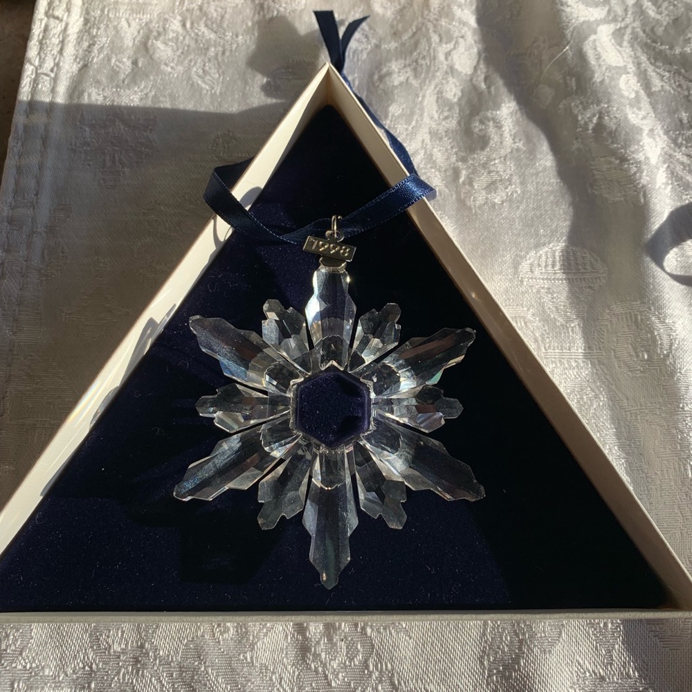Swarovski Crystal ornament 1998